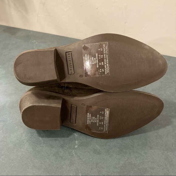 NWT attention sz 6 Mattie brown suede distressed ankle booties - Picture 13 of 14